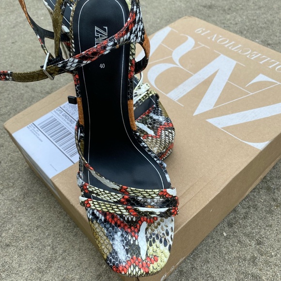 Zara High-heel Multi-Color Animal Print Sandal - Picture 2 of 6